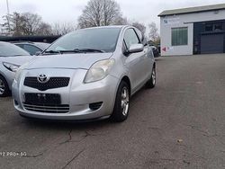 Silver mica metallic Gebraucht 2007 Toyota Yaris Sol Kleinwagen | 2.650 € (Fairer Preis)