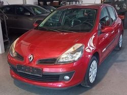 Rot Gebraucht 2008 Renault Clio III Rip Curl Limousine | 2.750 € (Fairer Preis)