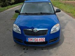 Blau Gebraucht 2009 Skoda Fabia Kleinwagen | 1.000 € (Superpreis)