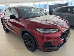 Radiant red metallic Neu 2025 Honda ZR-V Hybrid SUV | 39.690 € (Fairer Preis)