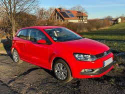 Rot Gebraucht 2015 VW Polo Comfortline Kleinwagen | 8.900 € (Fairer Preis)