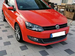 Rot Gebraucht 2009 VW Polo Limousine | 2.450 € (Guter Preis)