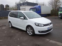Weiß Gebraucht 2014 VW Touran Cup Van / Kleinbus | 8.999 € (Fairer Preis)