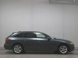 Grau Gebraucht 2021 Audi A4 Basis Kombi | 16.680 € (Guter Preis)
