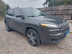 Grau Gebraucht 2016 Jeep Cherokee SUV | 18.500 € (Fairer Preis)