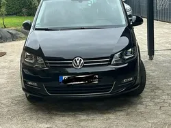 Schwarz Gebraucht 2011 VW Sharan Van / Kleinbus | 14.300 €