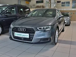 Grau Gebraucht 2019 Audi A3 Sportback g-tron Design Limousine | 16.480 € (Etwas zu teuer)