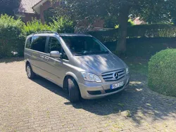 Schwarz Gebraucht 2011 Mercedes Viano Edition Van / Kleinbus | 15.999 € (Guter Preis)