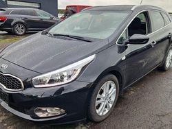 Schwarz Gebraucht 2015 Kia Ceed Sportswagon DREAM-TEAM Edition Kombi | 8.999 € (Fairer Preis)