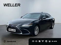 Schwarz Gebraucht 2021 Lexus ES300H Luxury Line Limousine | 41.690 € (Fairer Preis)