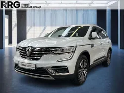 Kyanitweiß (weiß) Gebraucht 2023 Renault Koleos Initiale Paris SUV | 32.360 € (Fairer Preis)