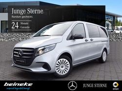 Hightechsilber Gebraucht 2024 Mercedes Vito Kombi | 48.778 €