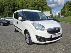 Weiß Gebraucht 2015 Opel Combo Edition Van / Kleinbus | 7.990 € (Fairer Preis)