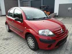 Rot Gebraucht 2007 Citroën C3 Advance Kleinwagen | 2.500 € (Etwas zu teuer)
