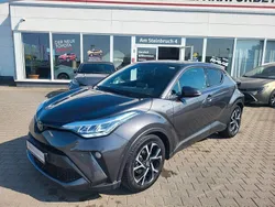 Grau Gebraucht 2021 Toyota C-HR Team SUV | 23.690 € (Fairer Preis)