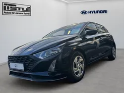 Schwarz Neu 2025 Hyundai i20 Select Limousine | 18.285 € (Fairer Preis)