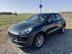 Grau Gebraucht 2016 Porsche Macan SUV | 29.950 € (Etwas zu teuer)
