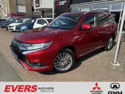 Dynamik rot (d) Gebraucht 2020 Mitsubishi Outlander P-HEV Basis Limousine | 19.450 € (Guter Preis)