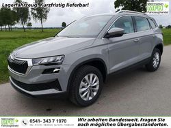 Graphitgrau metallic Neu 2025 Skoda Karoq Selection SUV | 33.090 € (Guter Preis)