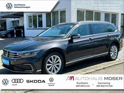 Grau Gebraucht 2022 VW Passat Business Kombi | 25.940 € (Fairer Preis)