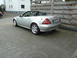 Silber Gebraucht 2000 Mercedes 170 Cabrio | 4.444 €