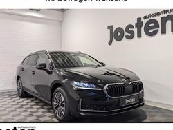 Onyxschwarz metallic Neu 2025 Skoda Superb Selection Kombi | 42.790 € (Guter Preis)