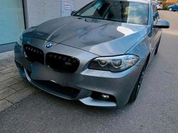 Grau Gebraucht 2016 BMW 520 M Sport Kombi | 13.000 € (Fairer Preis)