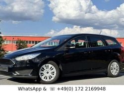 Schwarz Gebraucht 2017 Ford Focus S Limousine | 12.900 € (Fairer Preis)