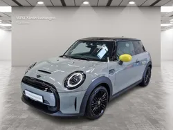 Grau Gebraucht 2022 Mini Cooper SE Kleinwagen | 20.690 € (Etwas zu teuer)