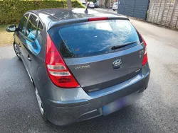 Grau Gebraucht 2010 Hyundai i30 Classic Kombi | 2.500 € (Fairer Preis)