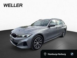 Skyscraper grau (grau) Gebraucht 2022 BMW 320 Shadowline Kombi | 34.750 € (Fairer Preis)