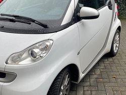 Weiß Gebraucht 2011 Smart ForTwo Coupé Coupé | 5.980 € (Fairer Preis)
