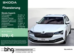 Weiß Gebraucht 2023 Skoda Superb Style Kombi | 33.530 €