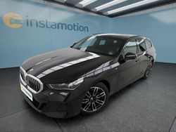 Schwarz Gebraucht 2024 BMW 520 Kombi | 50.749 € (Guter Preis)