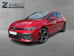 Rot Gebraucht 2025 VW Golf VIII GTI Limousine | 43.690 € (Teuer)