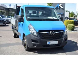 Blau (metallic) Gebraucht 2020 Opel Movano Van | 25.890 €