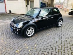 Schwarz 2 Gebraucht 2005 Mini Cooper Kleinwagen | 3.000 € (Guter Preis)