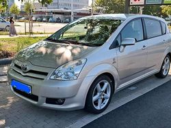 Beige Gebraucht 2007 Toyota Corolla Verso Van / Kleinbus | 2.900 € (Fairer Preis)