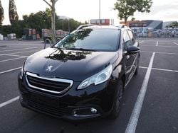 Schwarz Gebraucht 2015 Peugeot 2008 SUV | 4.800 € (Teuer)