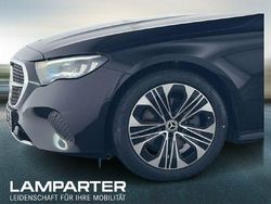 Schwarz Gebraucht 2024 Mercedes E220 Avantgarde Limousine | 57.980 €
