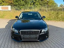 Schwarz Gebraucht 2009 Audi A4 Comfort Kombi | 8.000 € (Etwas zu teuer)