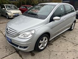 Silber Gebraucht 2007 Mercedes B200 Van / Kleinbus | 7.490 € (Fairer Preis)