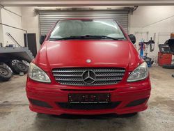Rot Gebraucht 2007 Mercedes Vito Van / Kleinbus | 4.800 €