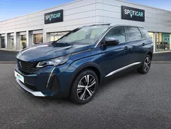 Blau Gebraucht 2023 Peugeot 5008 GT Van / Kleinbus | 28.990 € (Guter Preis)
