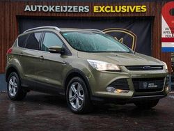 Grün Gebraucht 2014 Ford Kuga SUV | 13.900 € (Fairer Preis)