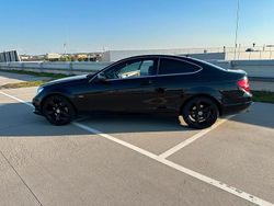 Schwarz Gebraucht 2011 Mercedes C180 Coupé | 13.500 €