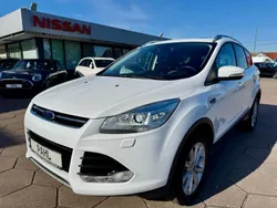 Frostweiß Gebraucht 2015 Ford Kuga Titanium SUV | 16.990 € (Fairer Preis)