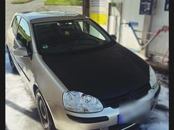 Gold Gebraucht 2005 VW Golf V Kleinwagen | 1.200 € (Fairer Preis)