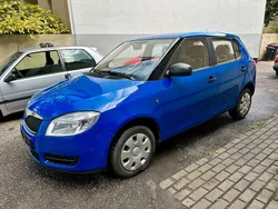 Blau Gebraucht 2010 Skoda Fabia Kleinwagen | 1.600 € (Superpreis)