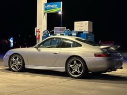 Silber Gebraucht 2001 Porsche 996 Coupé | 14.850 €